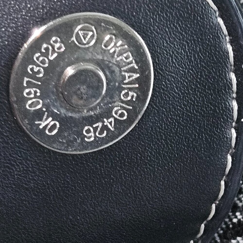 OKPTA BLACK AND GREY PURSE Medium AJUSTABLE STRAP Crossbody Bag - Picture 3 of 8